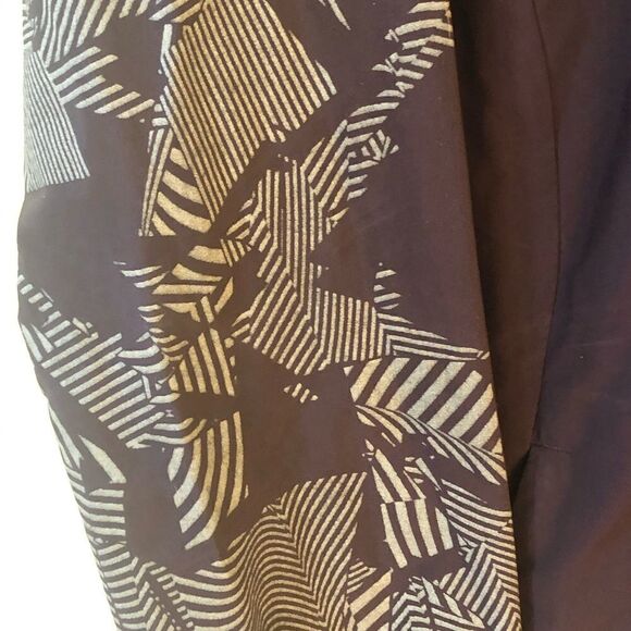 Nike Jacket - Picture 3 of 5